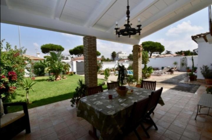 Villa Mencal Chiclana de la Frontera Buitenkant foto